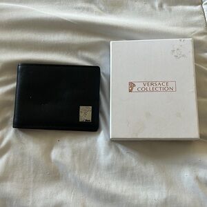 Black Leather Men’s Versace Wallet
